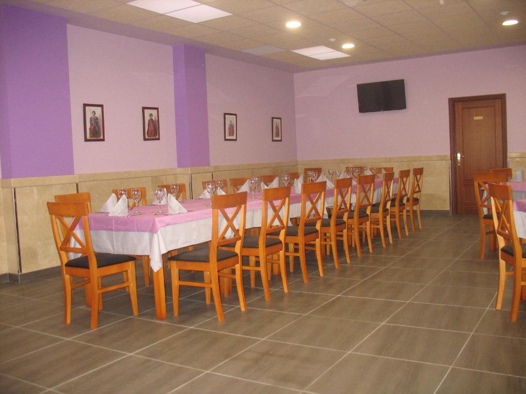 Restaurace v ubytování Hotel Reyes De León