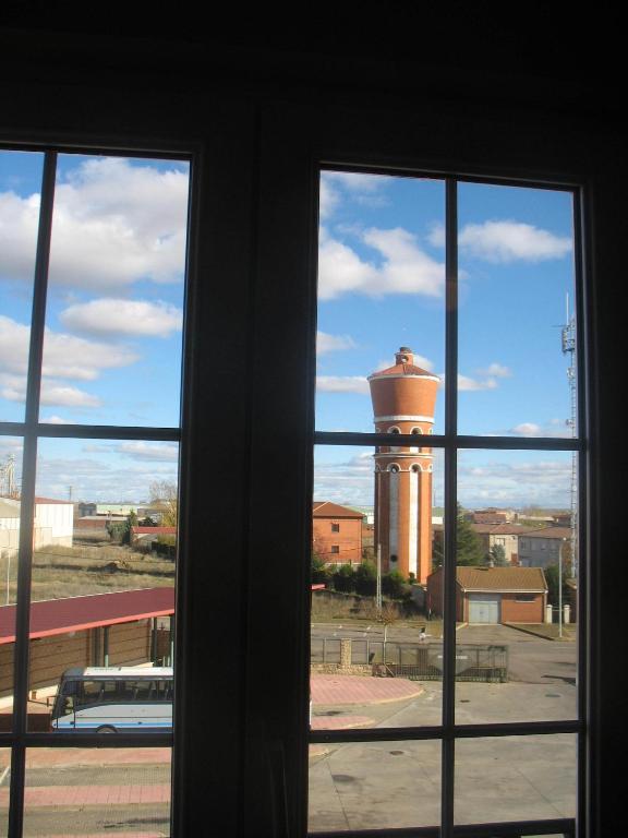 Fotografie z fotogalerie ubytování Hotel Reyes De León v destinaci Santa María del Páramo