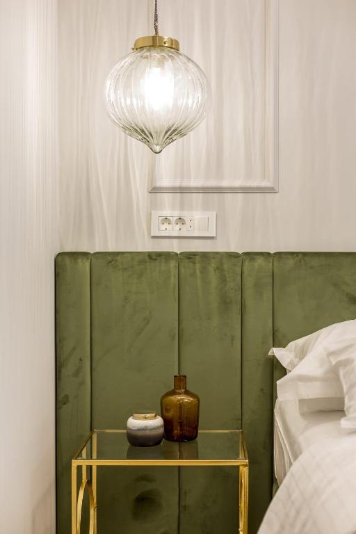 Nephelae Boutique Roomsにあるベッド
