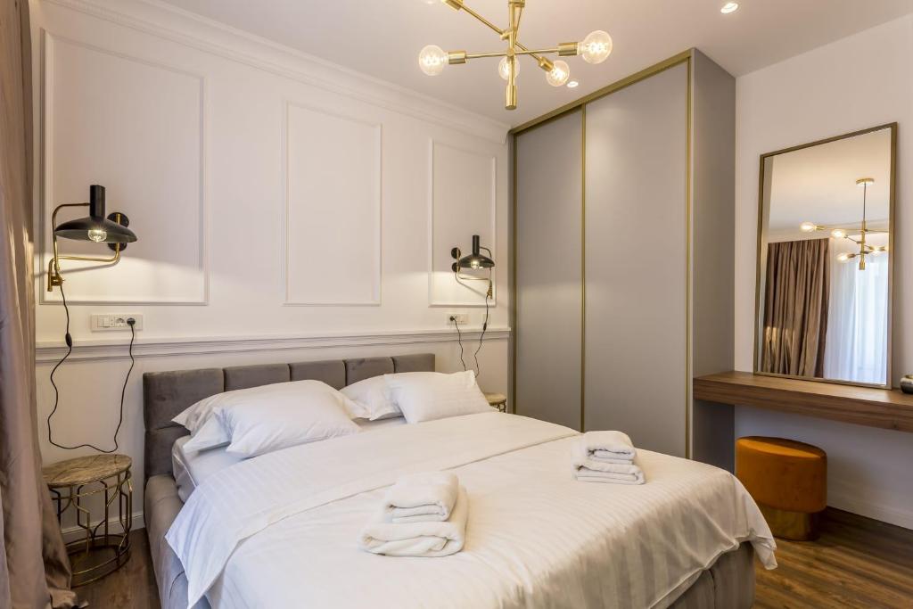 Nephelae Boutique Roomsにあるベッド
