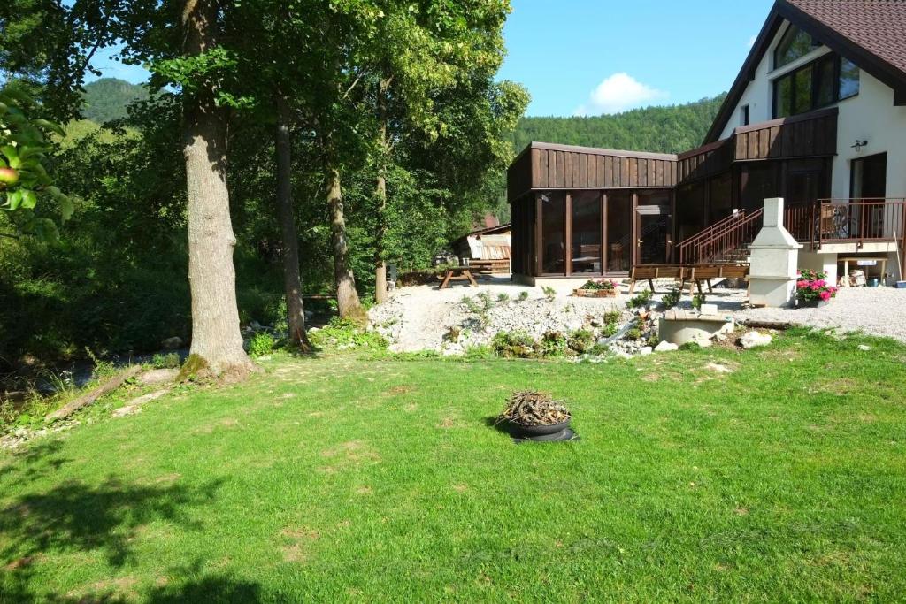 Zahrada ubytování Wellness privát Štyri Lipy