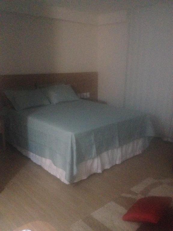  Flat 320