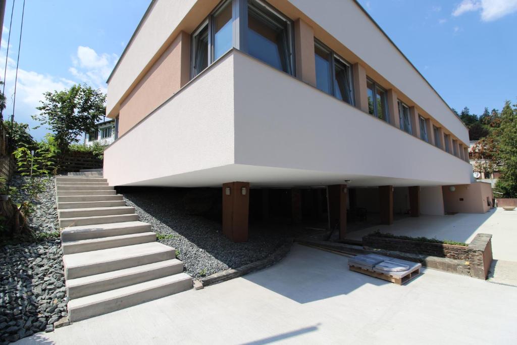 Zgrada u kojoj se nalazi apartman