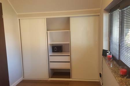 Zdjęcie z galerii obiektu Hire House w Pobierowie