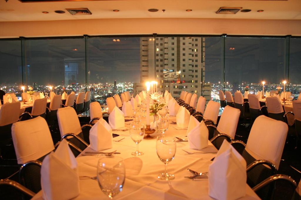 Baiyoke Suite Hotel - Resim 7