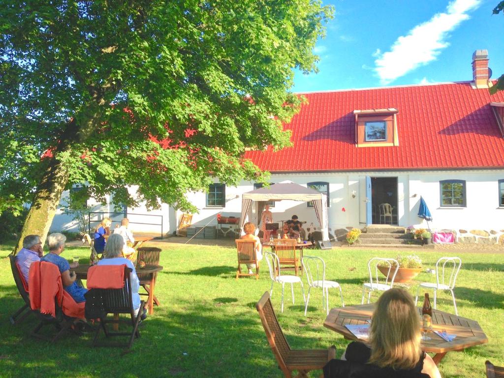 Zahrada ubytování Tryde 1303 B&B på Österlen