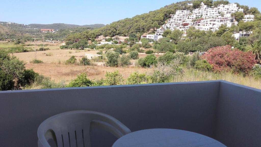 Apartment Torres Mari, Cala Llonga – Updated 2023 Prices