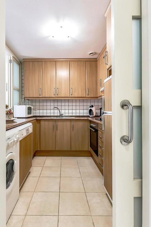 Kuchyňa alebo kuchynka v ubytovaní 2BED Ocean Apartment in Los Gigantes