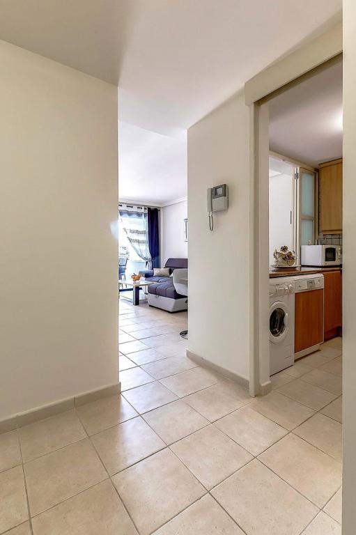 Kuchyňa alebo kuchynka v ubytovaní 2BED Ocean Apartment in Los Gigantes