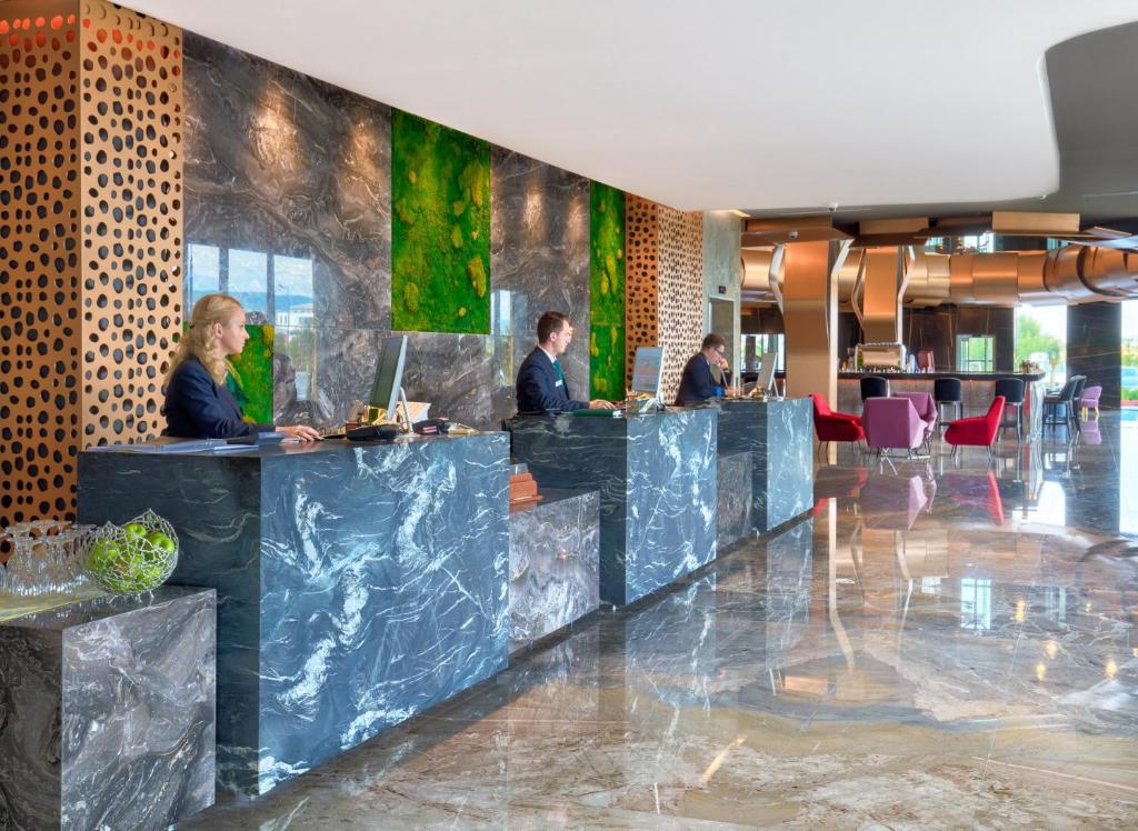 Hosté ubytování Emerald Hotel
