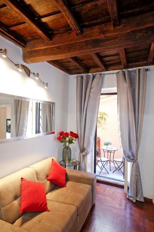Posedenie v ubytovaní Collection Spanish Steps Apartments - Top Collection