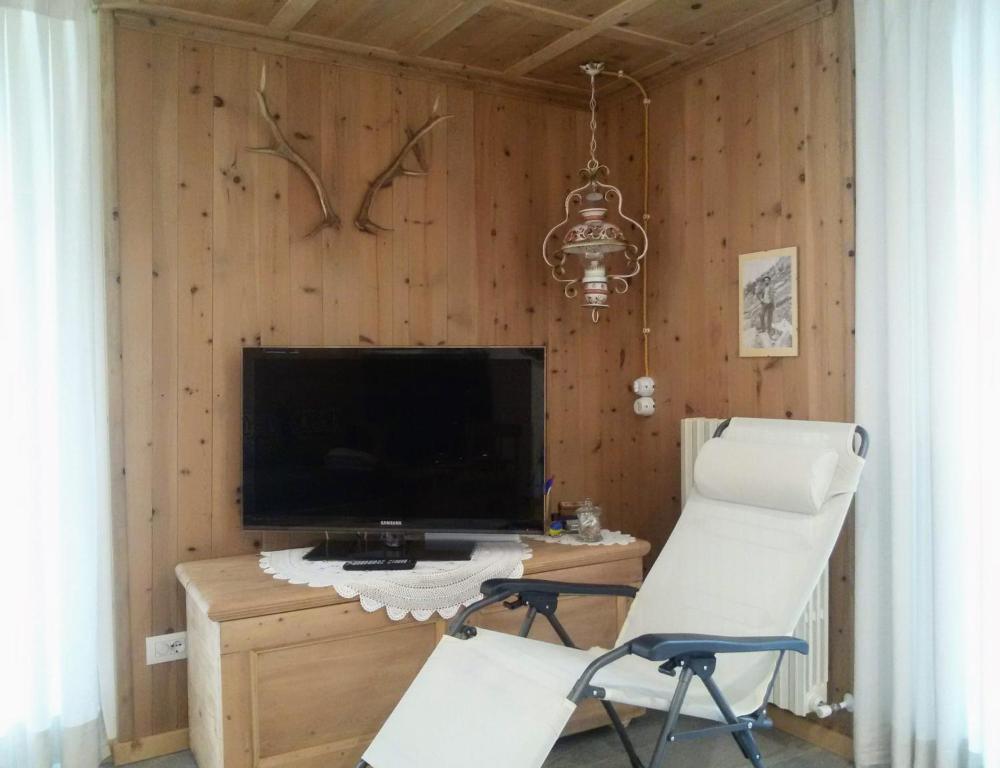 Televízia a/alebo spoločenská miestnosť v ubytovaní Casa Zebrusius - Bepi&Piera's Suite