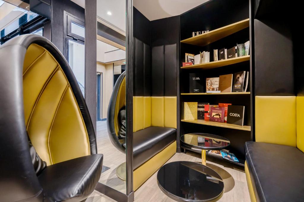 Hotel Les Bulles De Paris - Resim 29