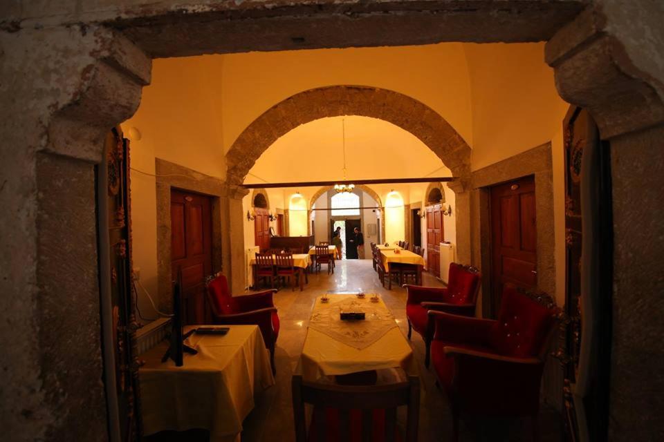 Posezení v ubytování Demirkapi Konak Hotel