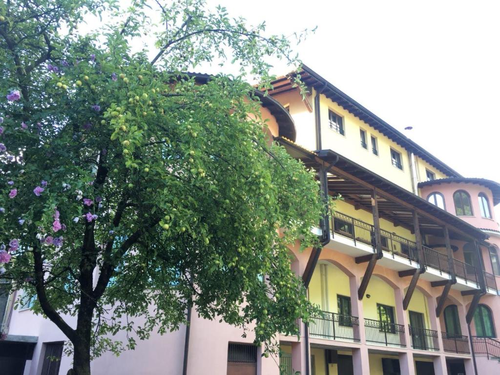 Budova, kde se hotel nachází