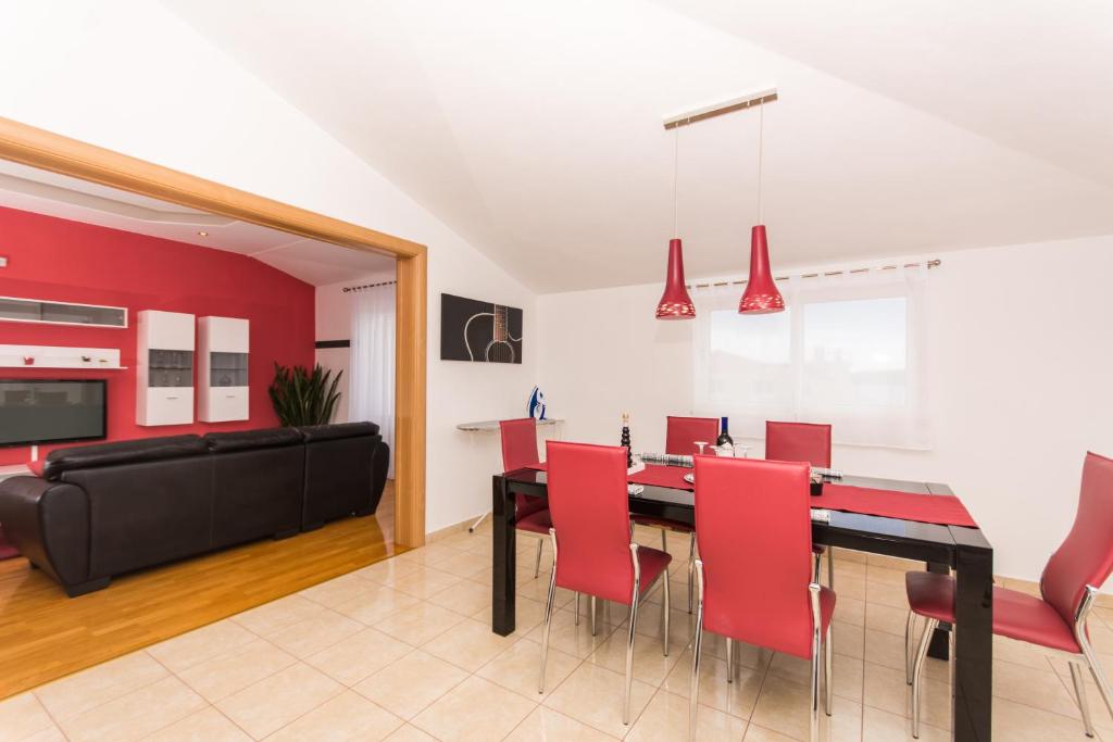 Posedenie v ubytovaní Apartments Barba