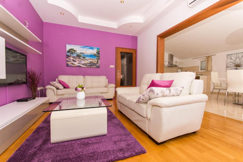 Posedenie v ubytovaní Apartments Barba