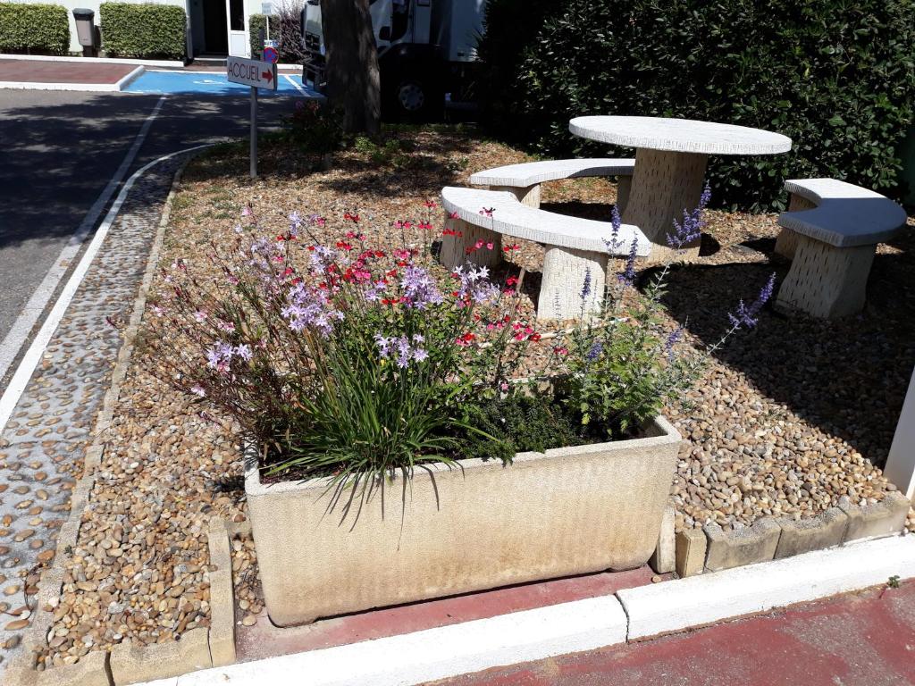 Zahrada ubytování Fasthotel Narbonne