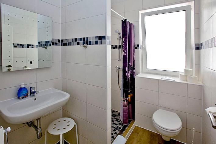 FeWo`s Katharina - Appartement De Trois Chambres