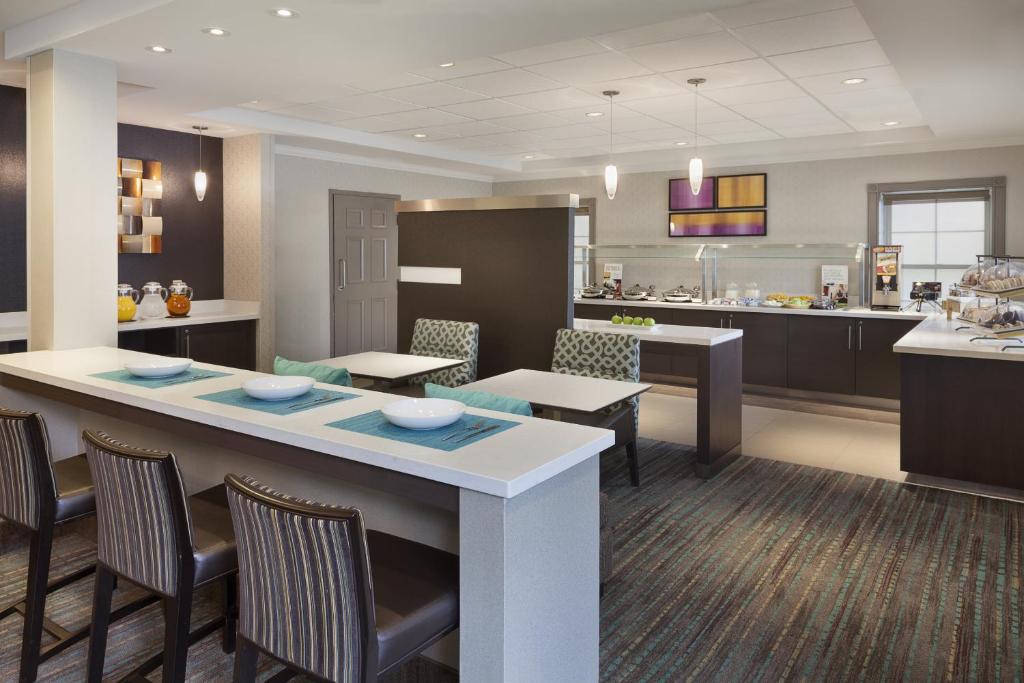 Cambridge Suites Mississauga - Resim 13