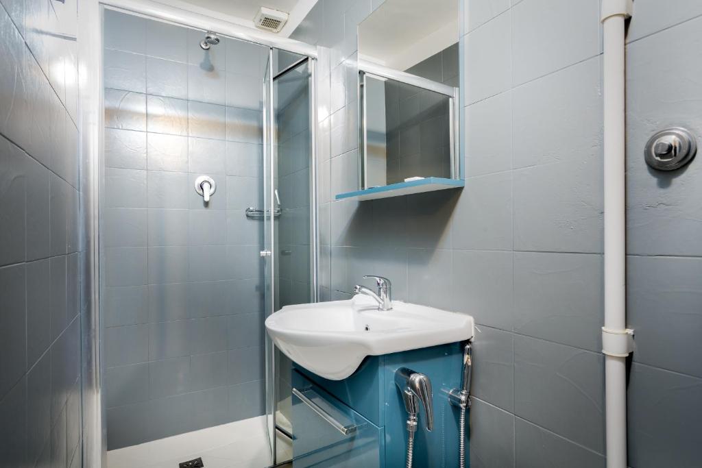 A bathroom at CASA MICOL - Centro Ƒirenze