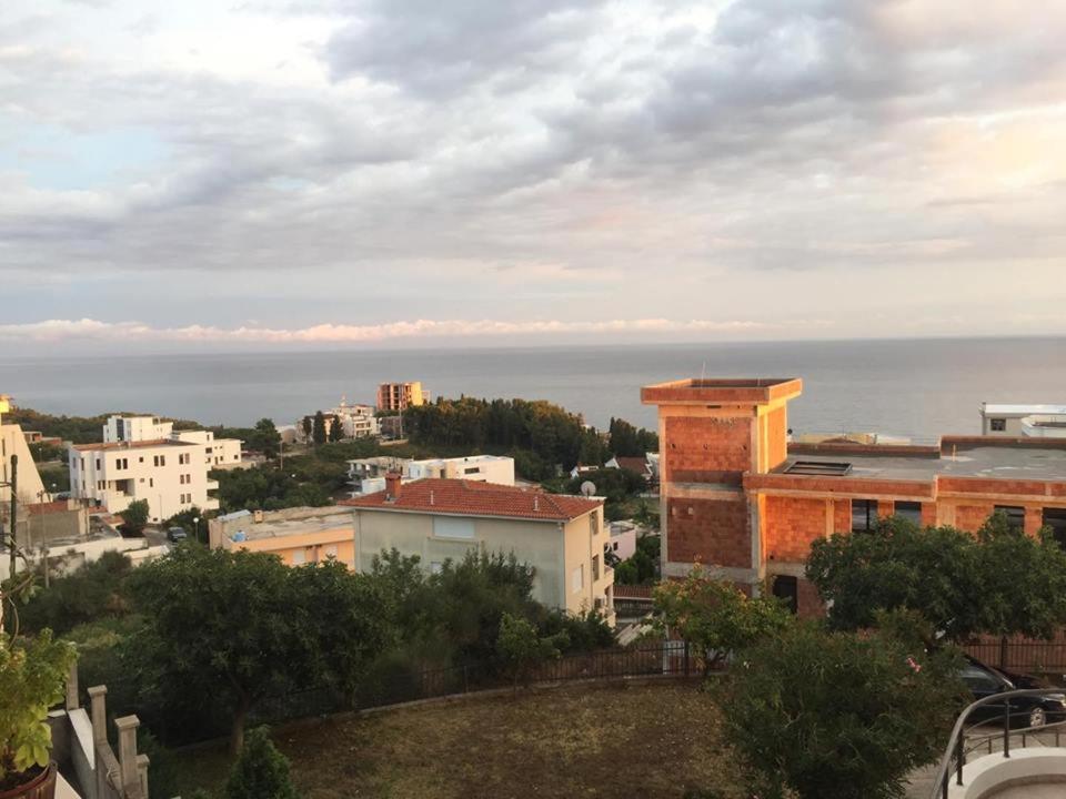 Gallery image of Apartman "Alex & Nina" in Ulcinj