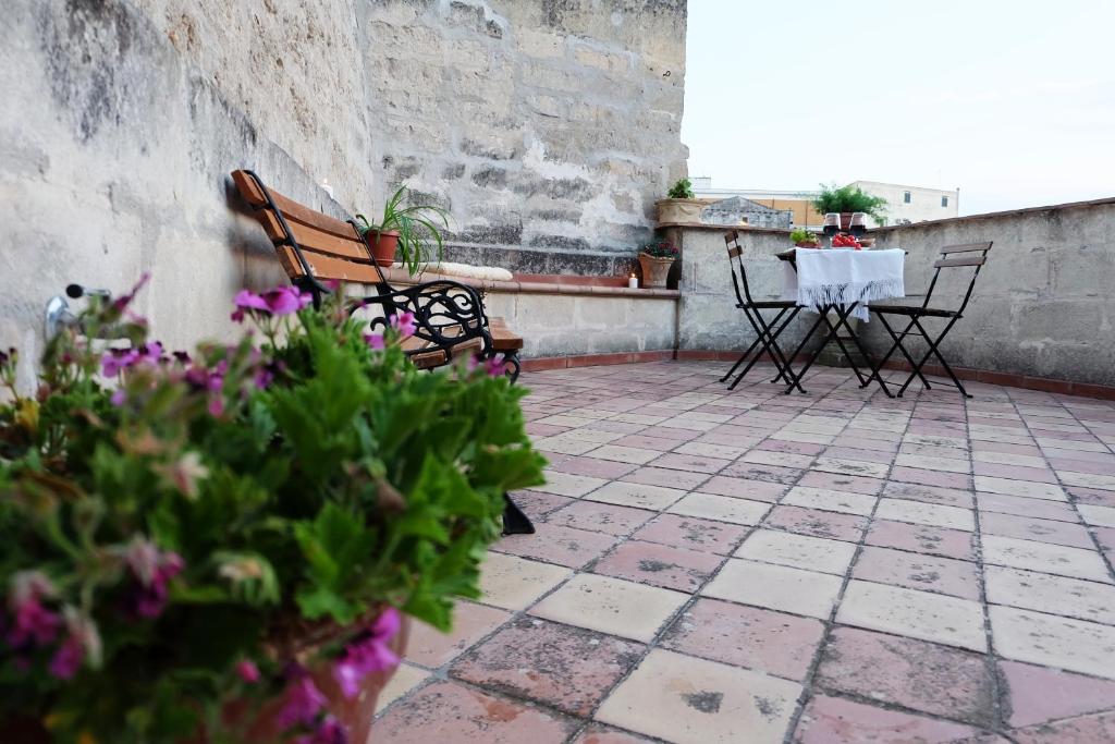Balkón nebo terasa v ubytování L' Abbraccio dei Sassi
