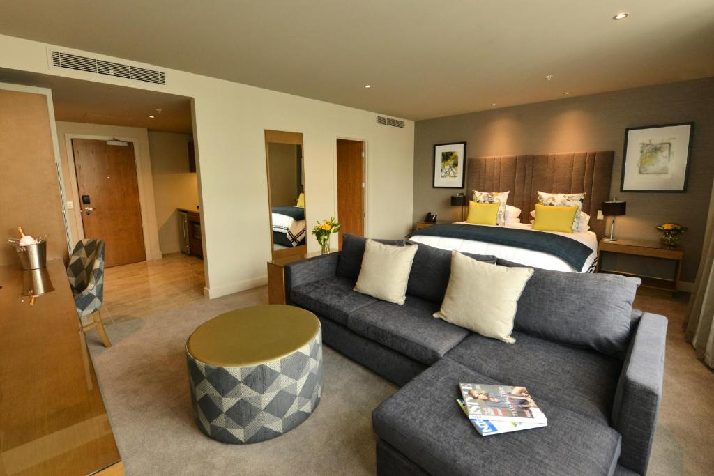 Posezení v ubytování Distinction Dunedin Hotel