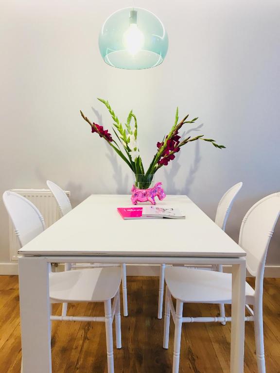 Piper Zajezdnia White - 8