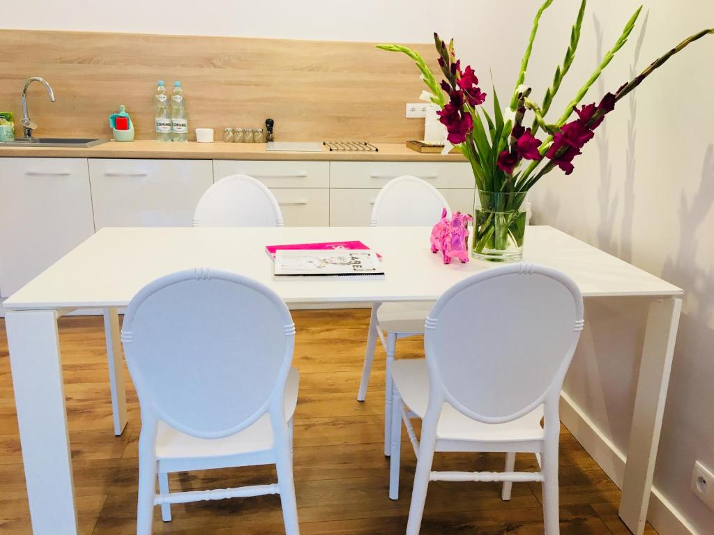 Piper Zajezdnia White - 18