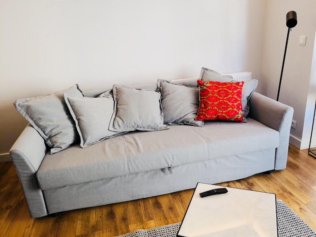 Piper Zajezdnia White - 14