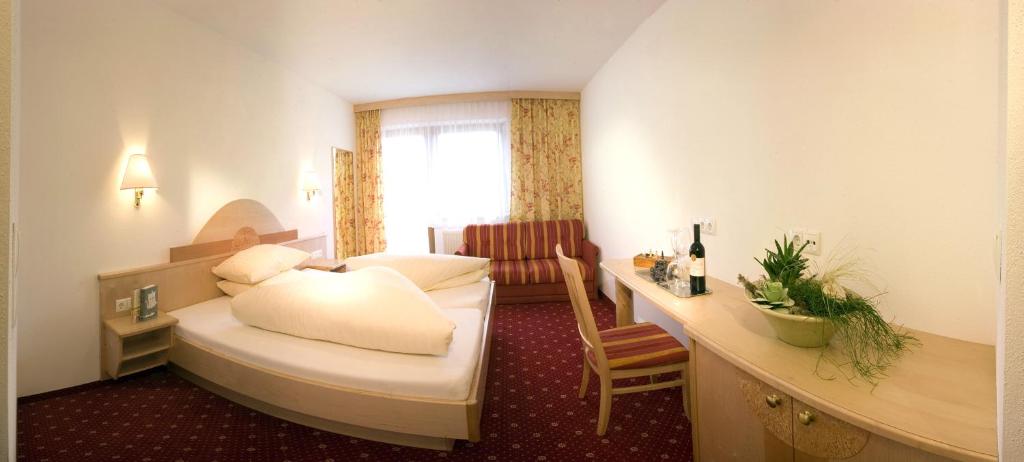 Superior Hotel Persal - 6