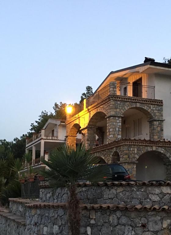 Budova, kde se bed and breakfast nachází