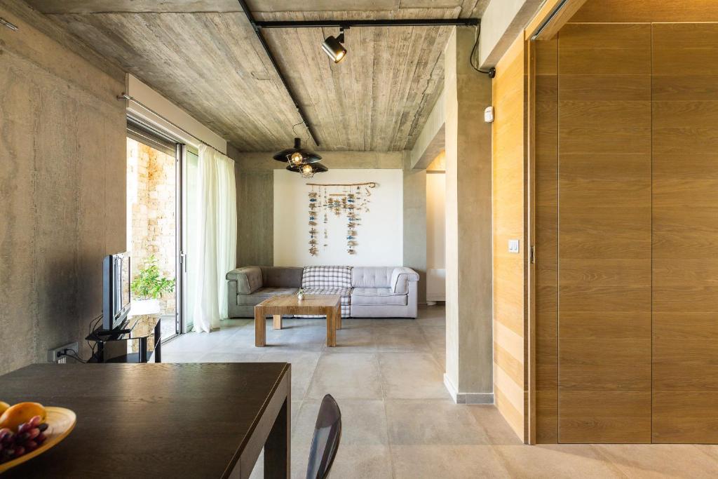Posedenie v ubytovaní Premium SeaView Villa GG with Private Pool, Sauna and Gym