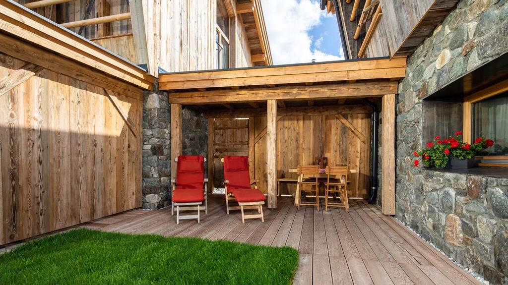 Patio lub wspólna przestrzeń na świeżym powietrzu w obiekcie Stadl Lofts Plattenalm - Premiumchalets - Zillertal - Tirol - Salzburg