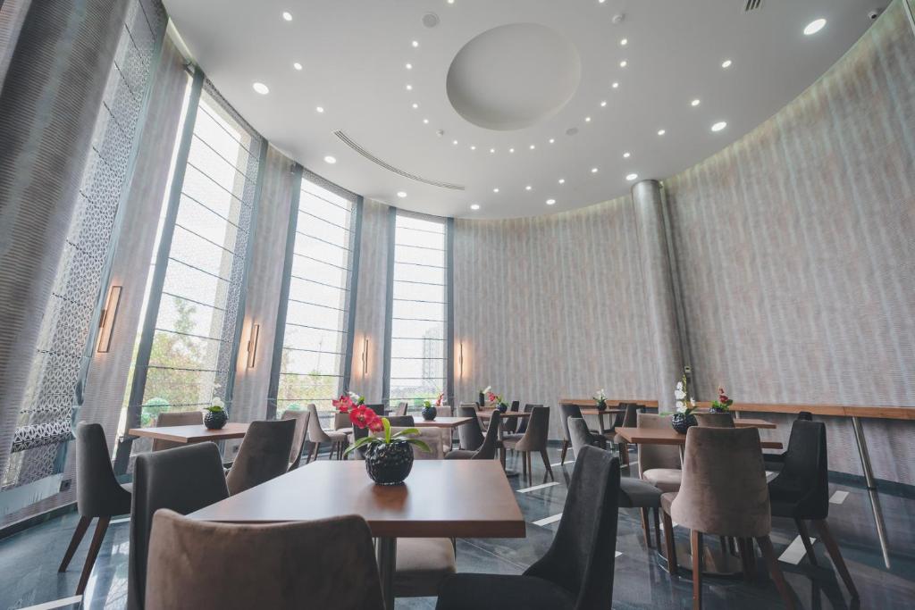 Posezení v ubytování Louis V Hotel Beirut