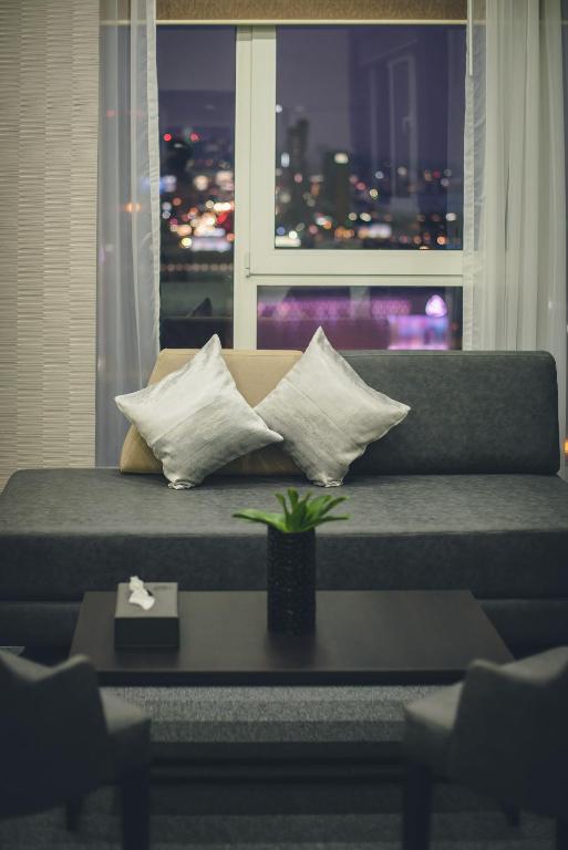 Posezení v ubytování Louis V Hotel Beirut