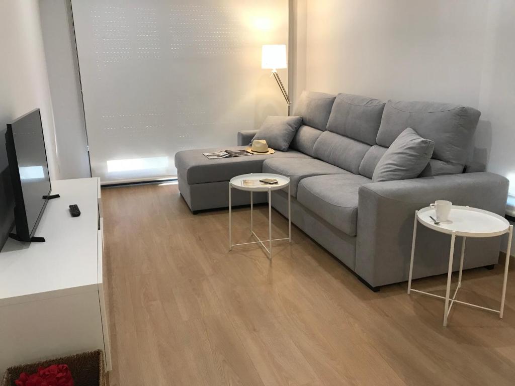 A seating area at Apartamentos Areas