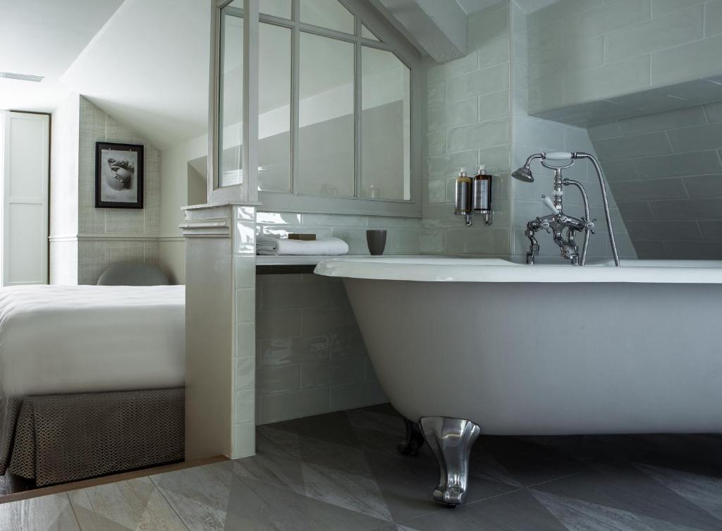 Charles V - Resim 24