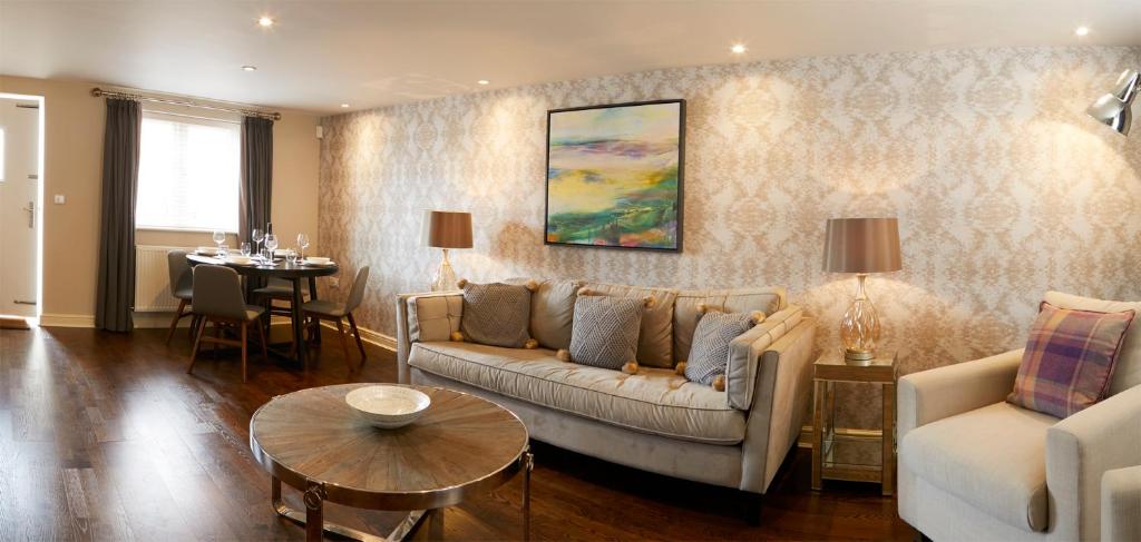 Five Star Stays - 