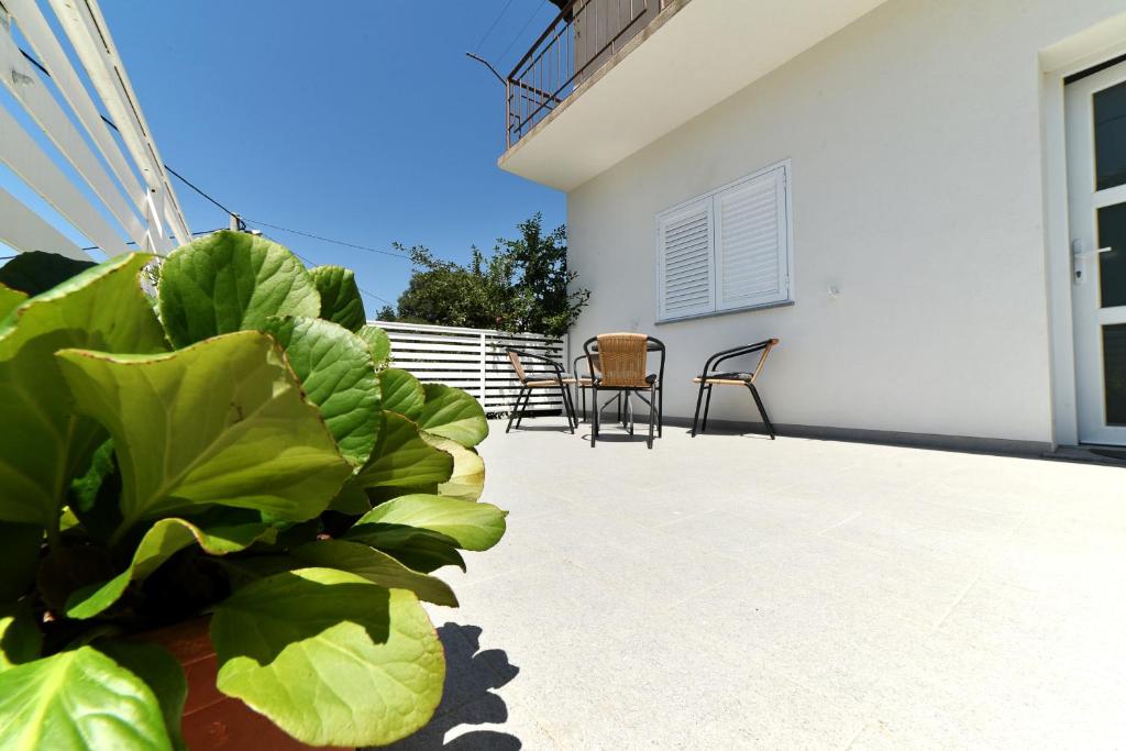 Balkón nebo terasa v ubytování Apartman Hertz