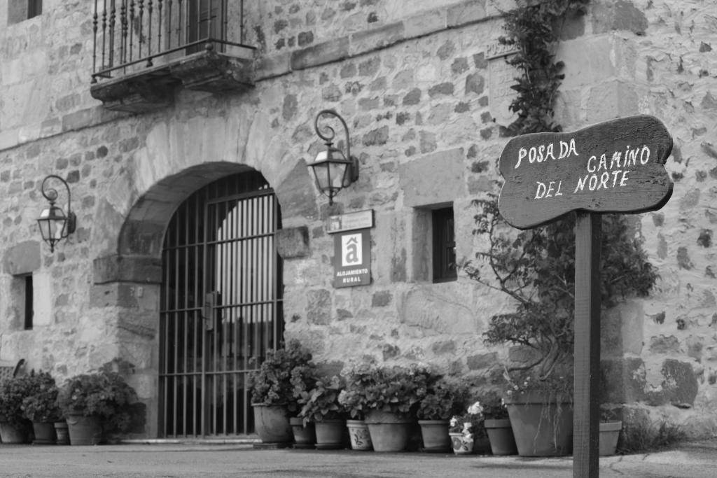 Certyfikat, podpis lub inny dokument wystawiony w obiekcie Posada Camino del Norte