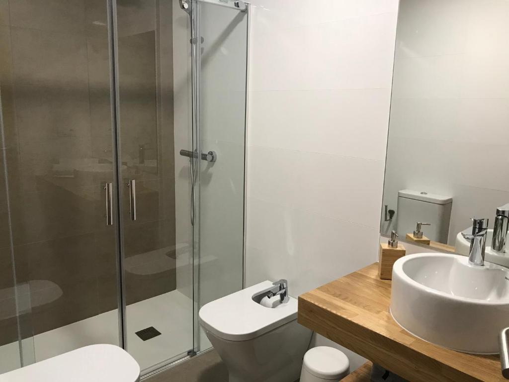 A bathroom at Apartamentos Areas