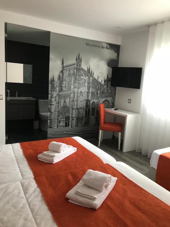 PinoyHouse Fatima - Double Room With Extra Bed