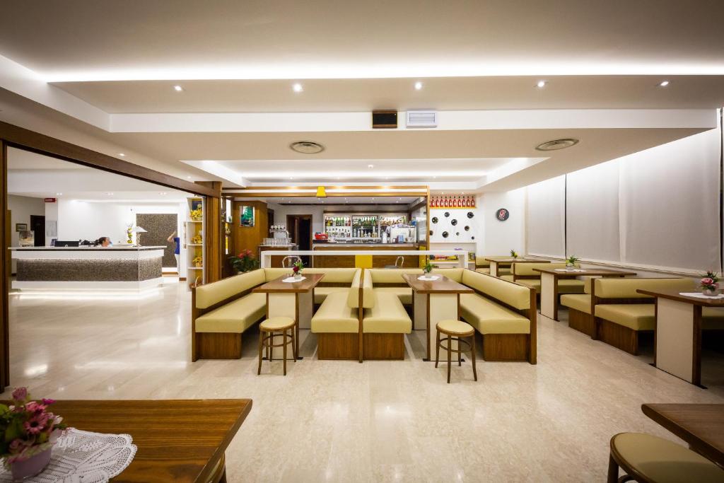Posezení v ubytování Hotel Coralba