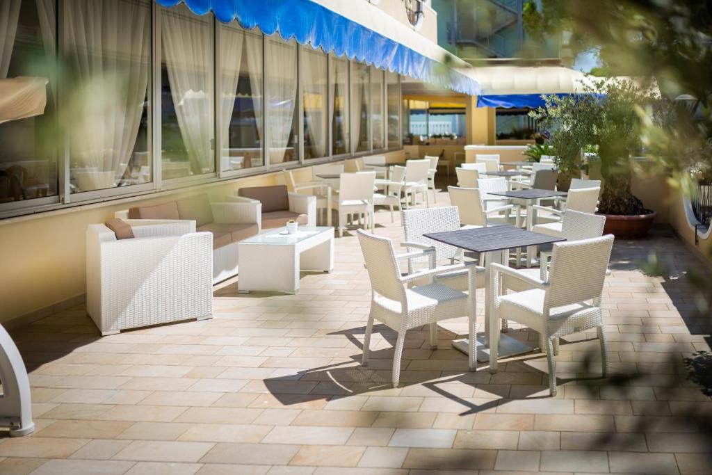 Restaurace v ubytování Hotel Coralba