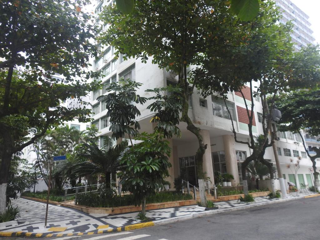  Apto 1 dorm. Guarujá - Pitangueiras - perto da praia