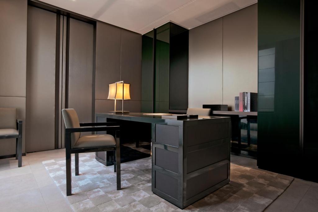 Armani Hotel Milano - Resim 37