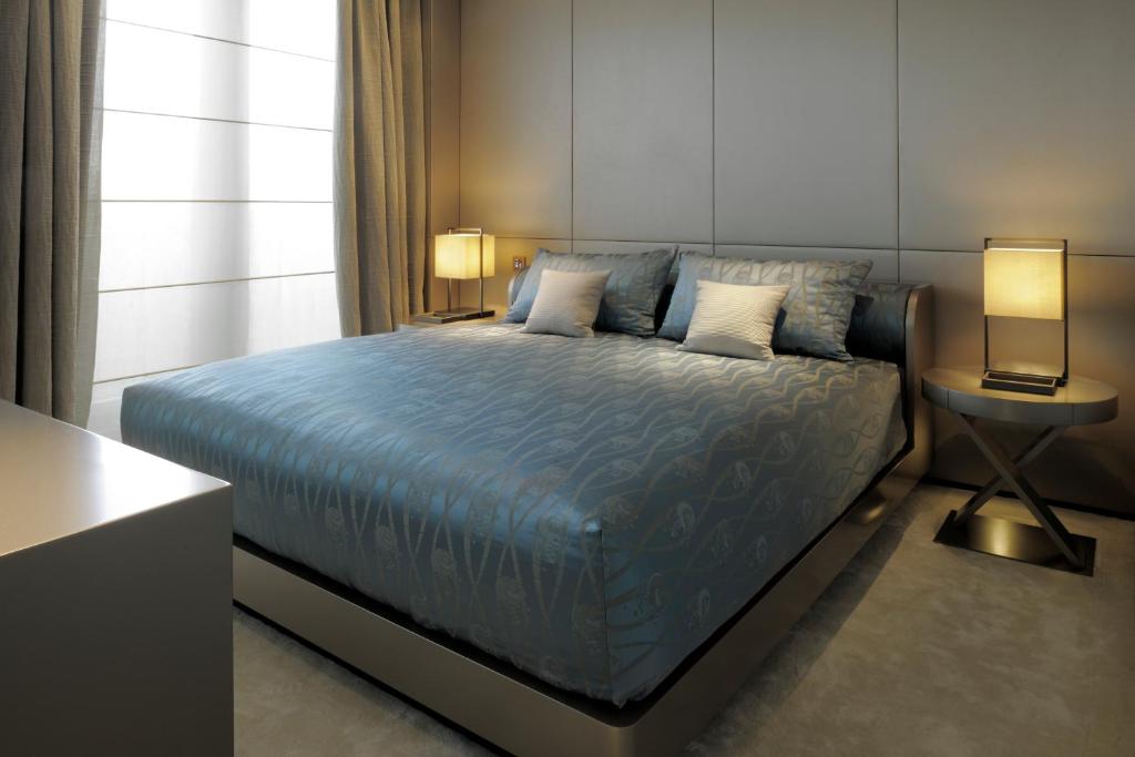Armani Hotel Milano - Resim 38