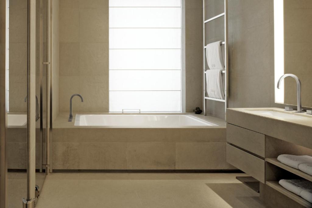 Armani Hotel Milano - Resim 41